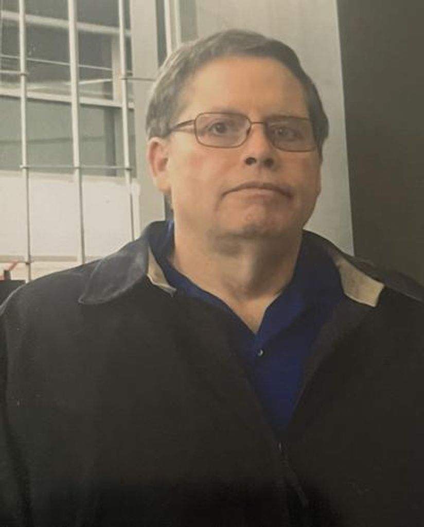 Thomas Samuel Montoya Profile Photo