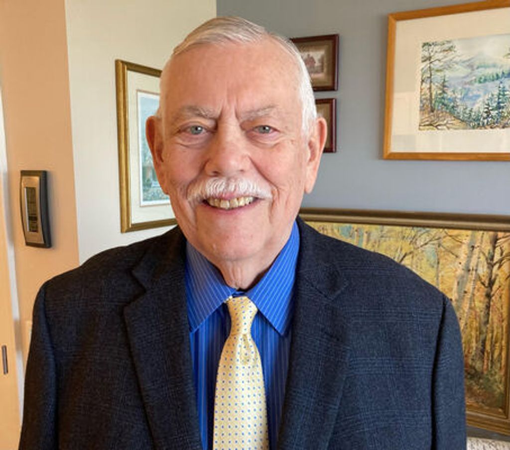 Robert Bloomquist Profile Photo