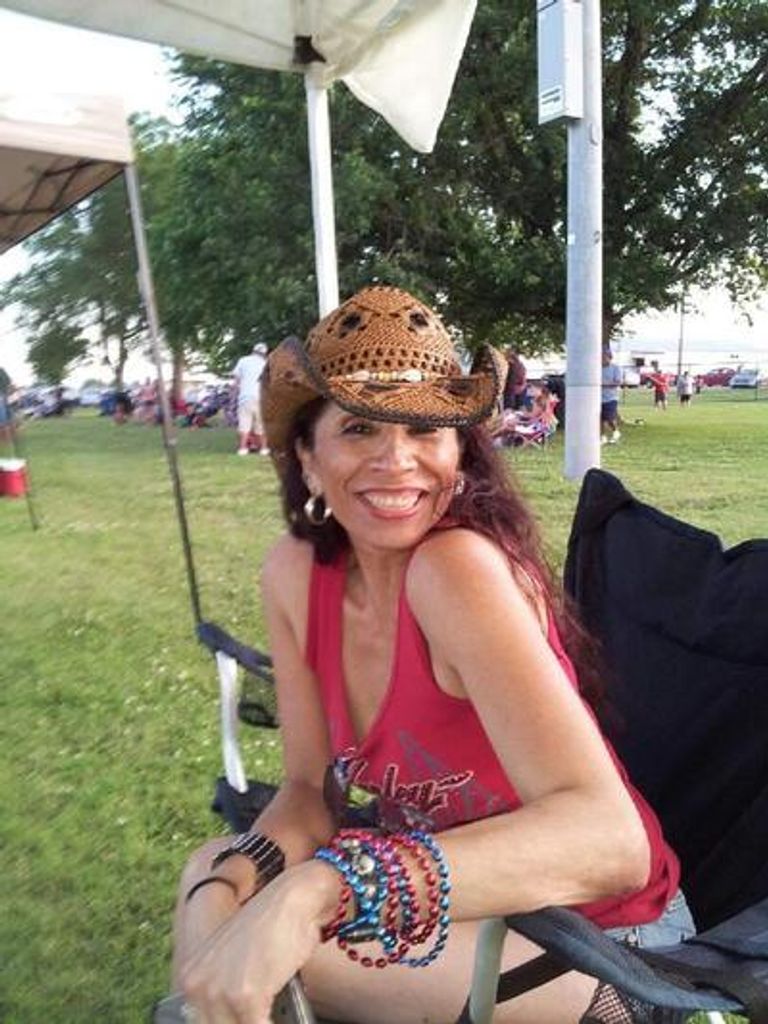 Eve Marie Robinson Profile Photo