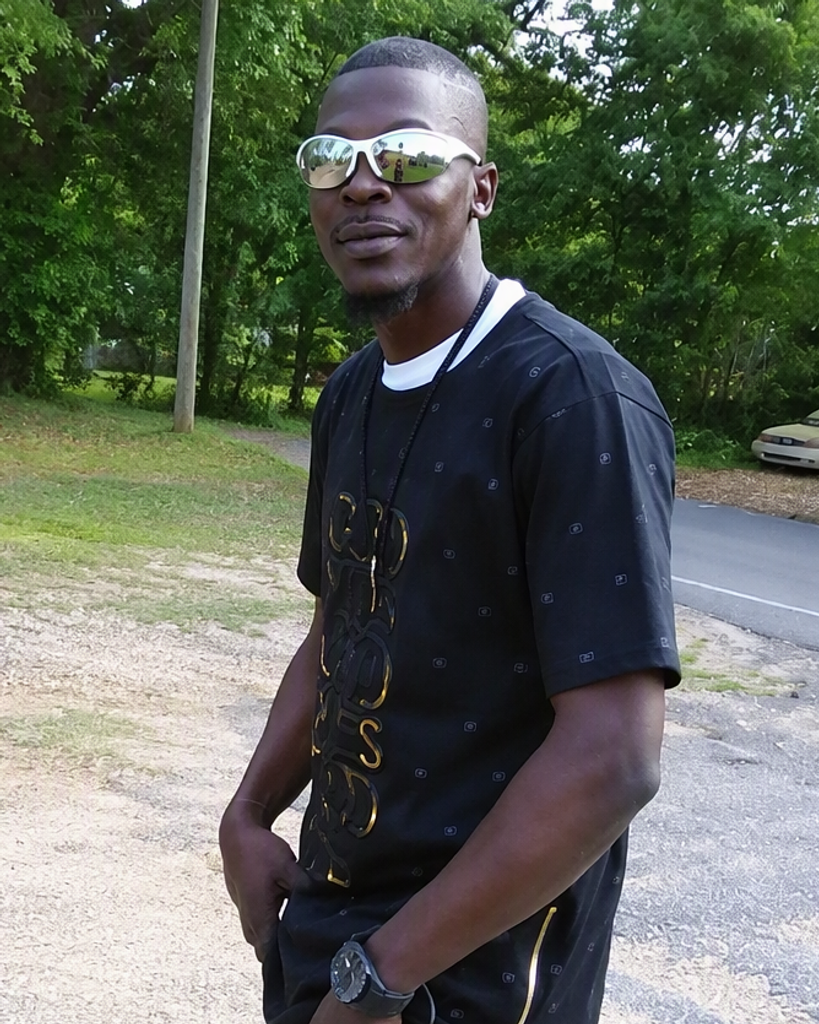 Tony Edwards Profile Photo