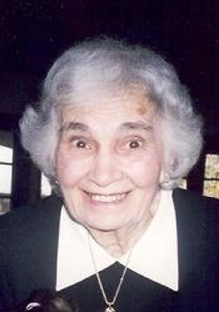 Anna Theresa Bondi "Nonnie"