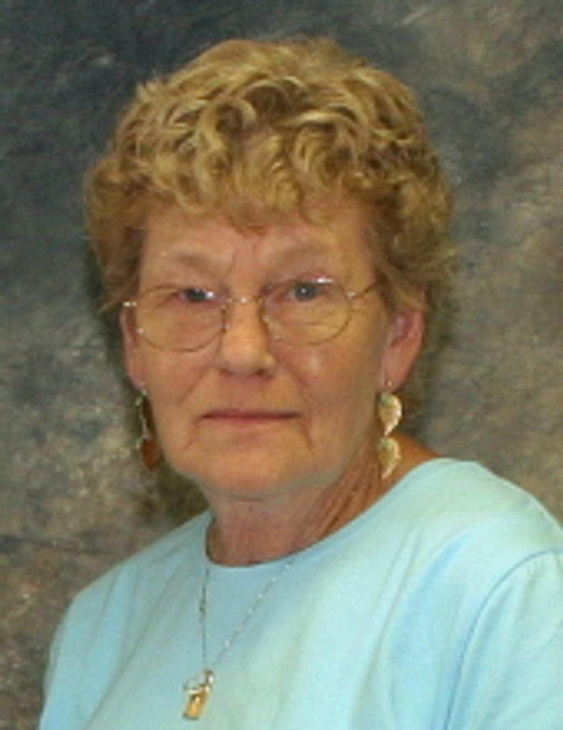 Betty Gilbert Deas