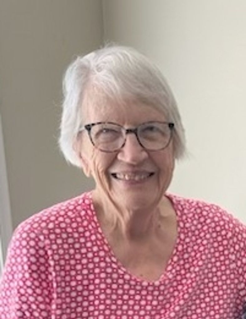 Gwyneth Marilyn Lewis Profile Photo