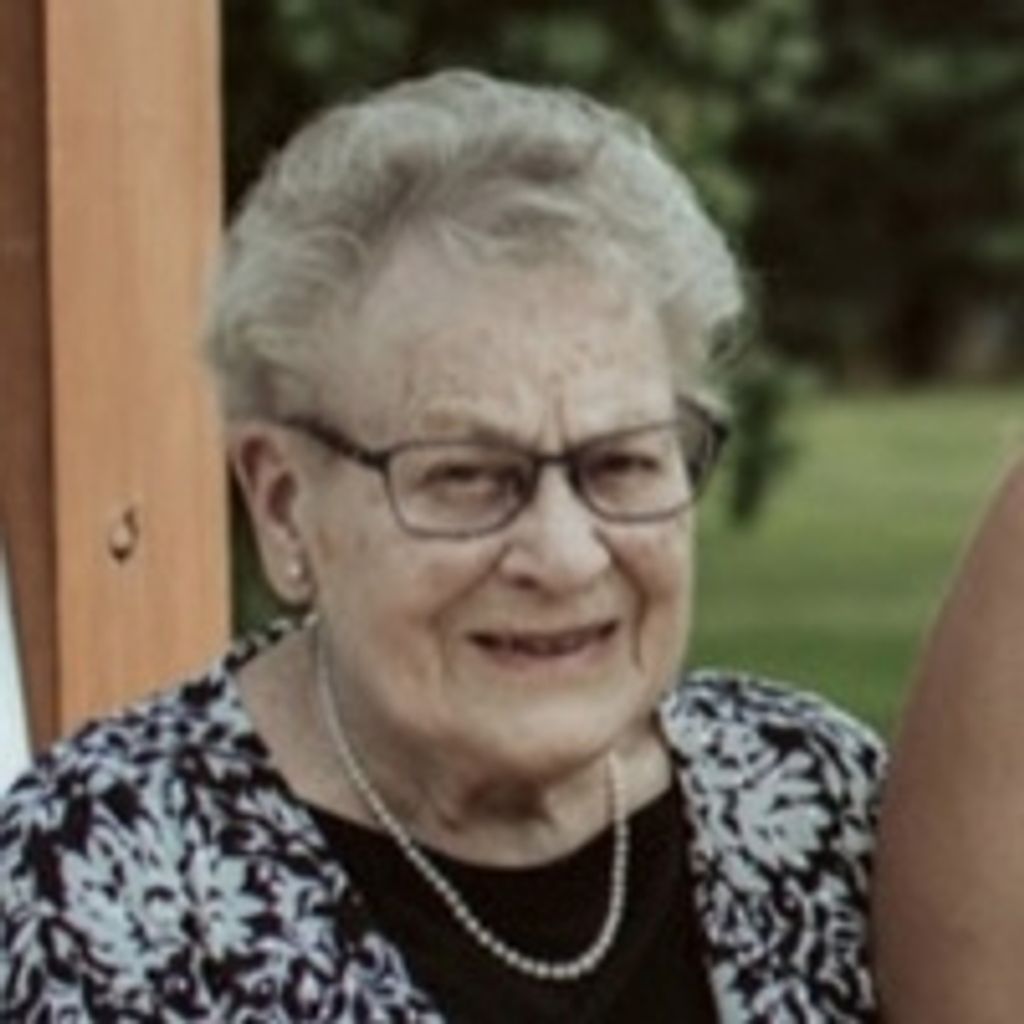 Eva L. Kamps