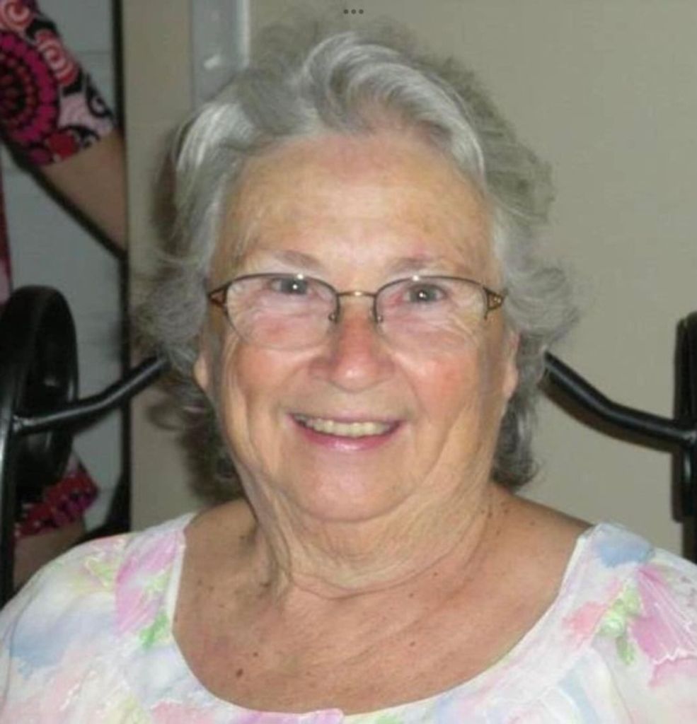 Doris Marie (Walker)  Roach-Heft