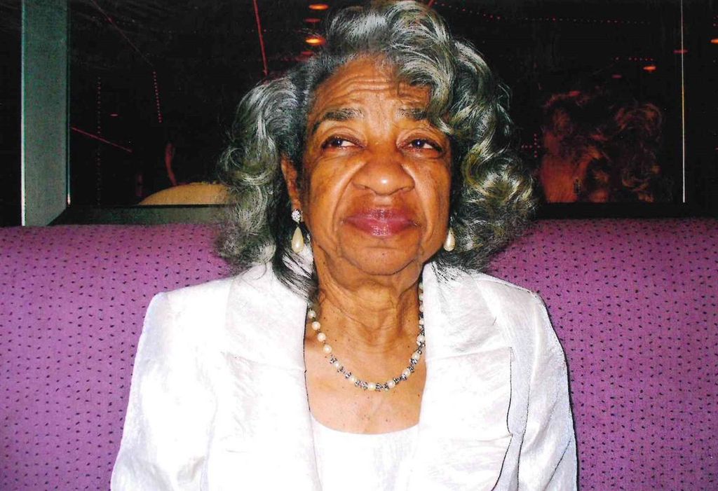 Mrs. Edna Jones Profile Photo