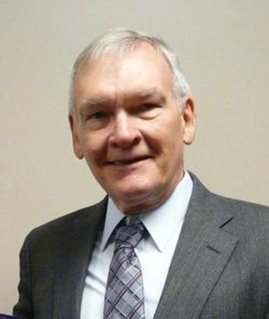 Dennis Howard