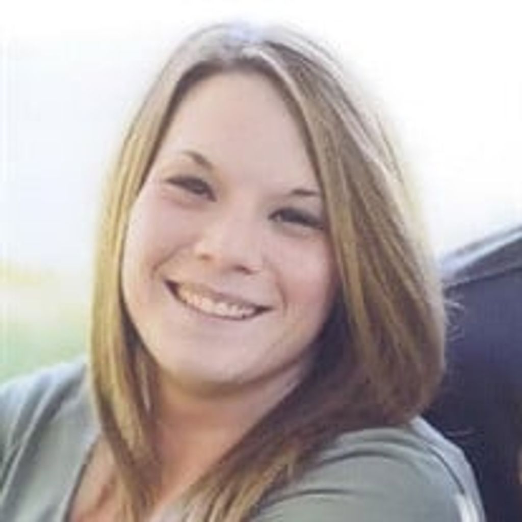 Julia Mae Bradford Profile Photo