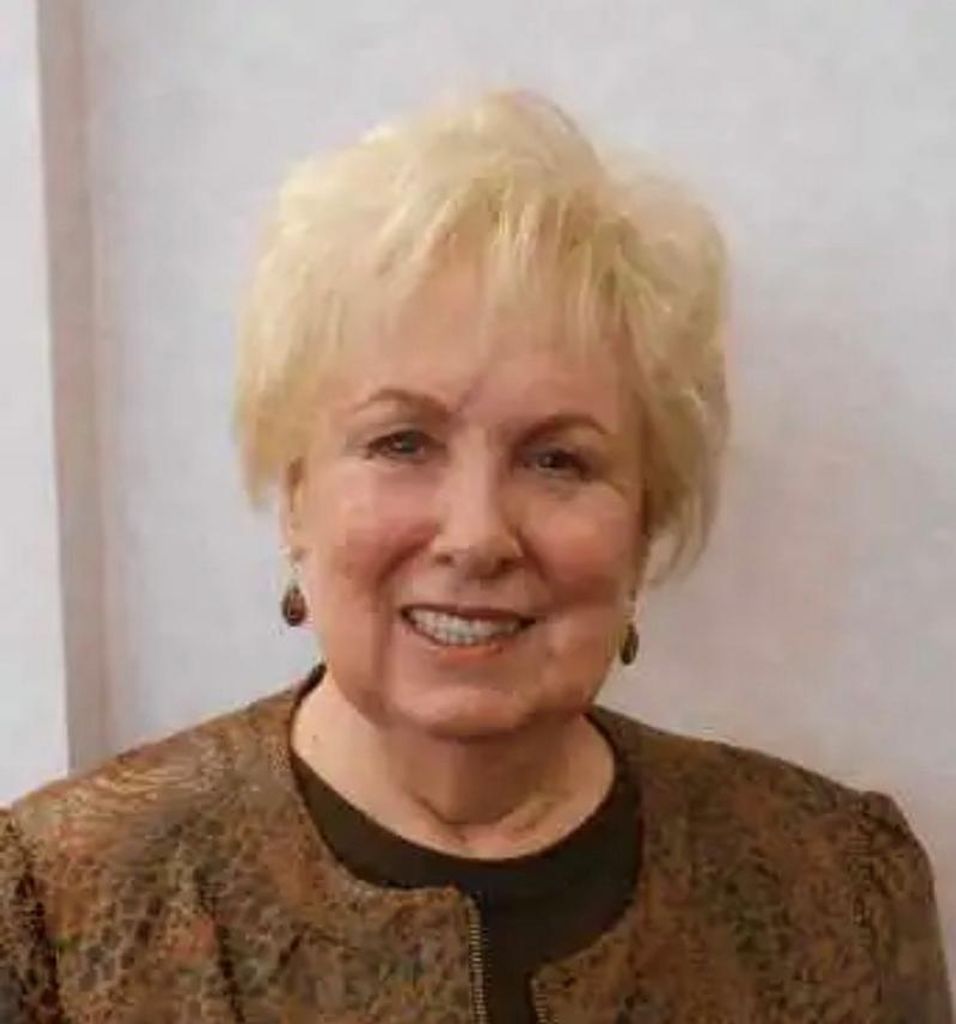 Betty Lee Wren