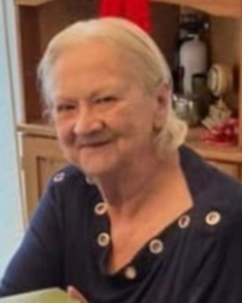 Helen Glenda MacNeil - Way (Squires) Profile Photo