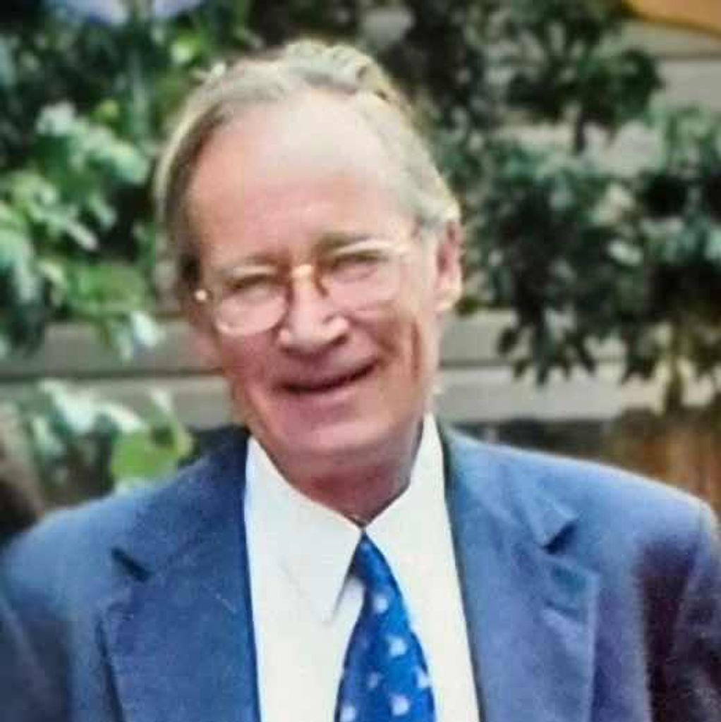 Robert Wilson Profile Photo