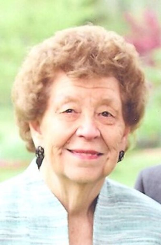 Evelyn M. Mareschal Profile Photo