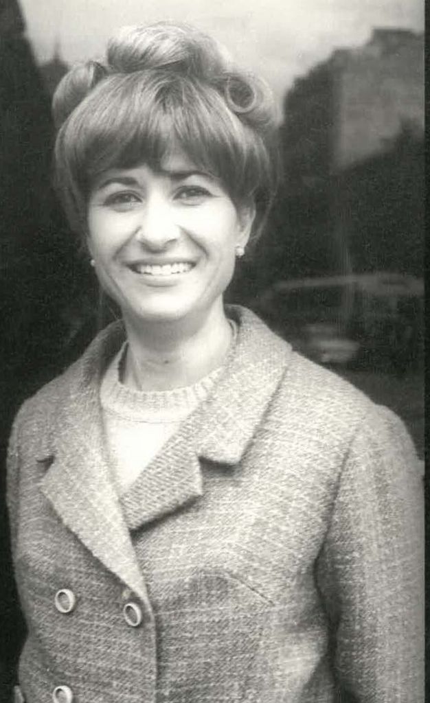 Maria del Carmen Hama