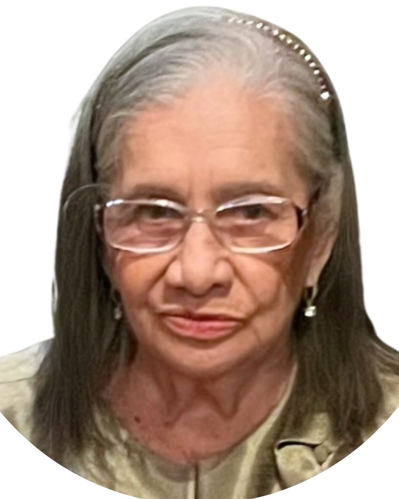 Emma Garza Profile Photo