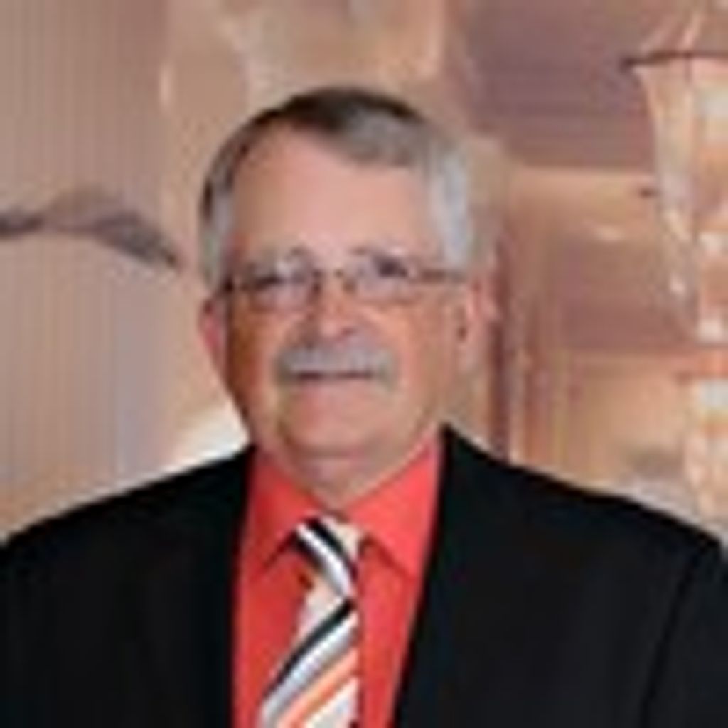 Delwyn Davis Profile Photo