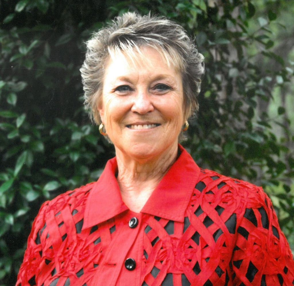 Linda Lee Rhodes