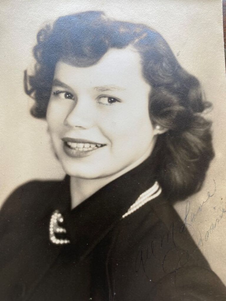 Joan 'Joanie' Phyllis (Dye) Pierce Profile Photo