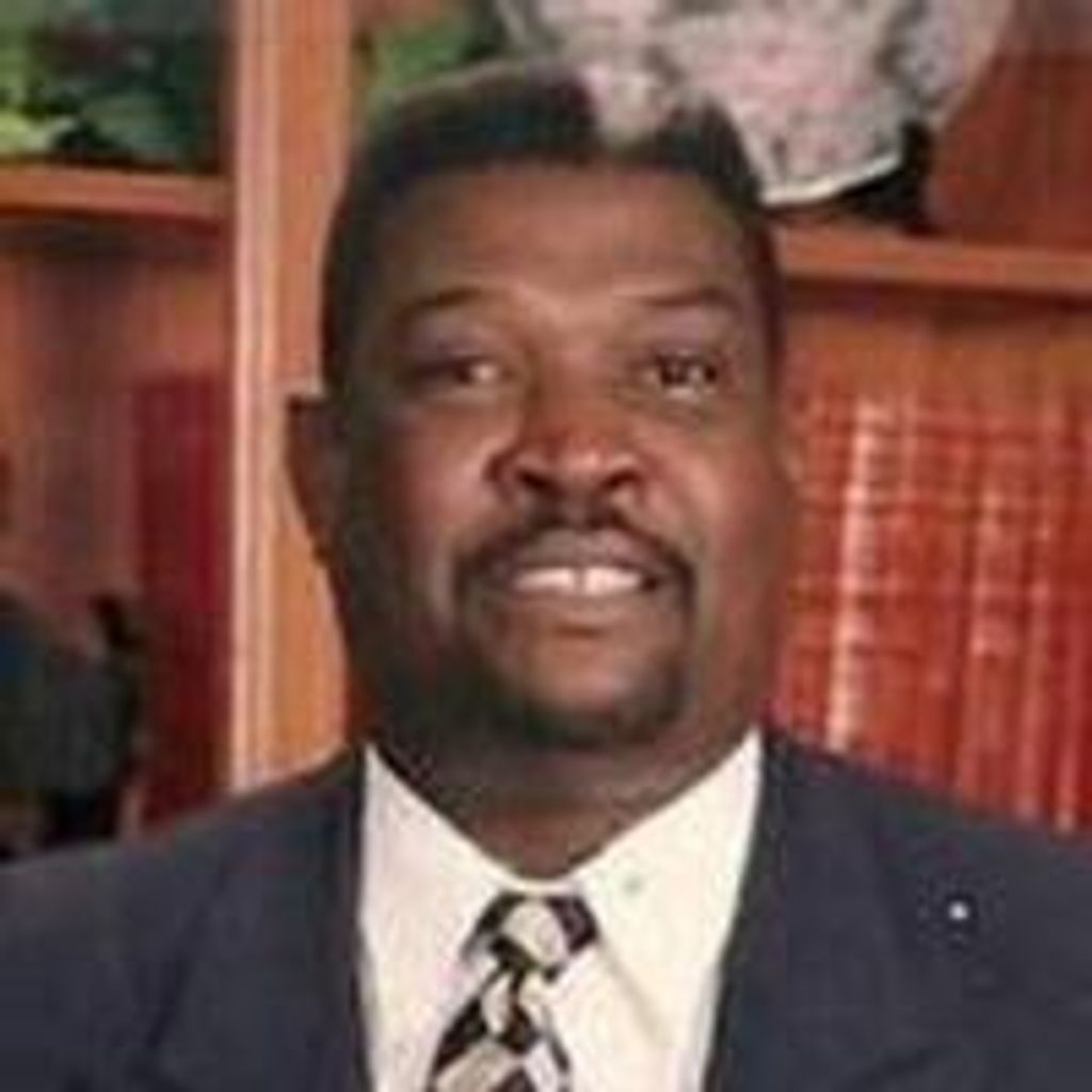 Pastor Dwight Dewitt Davis Profile Photo