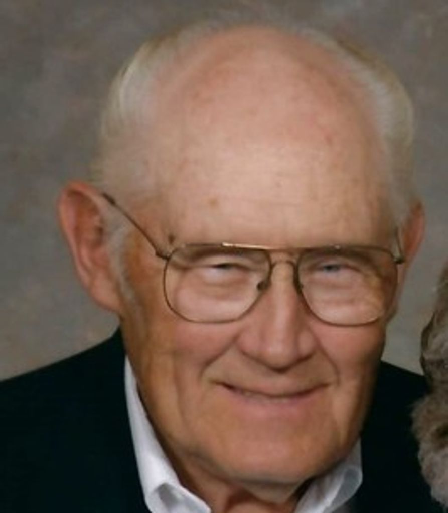 Everett Zwieg Profile Photo