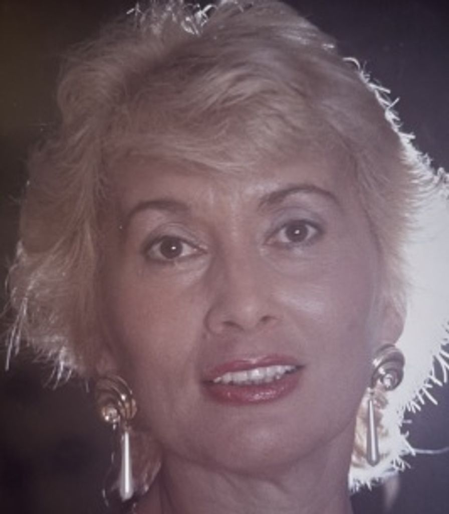 Eleanore Laux Profile Photo