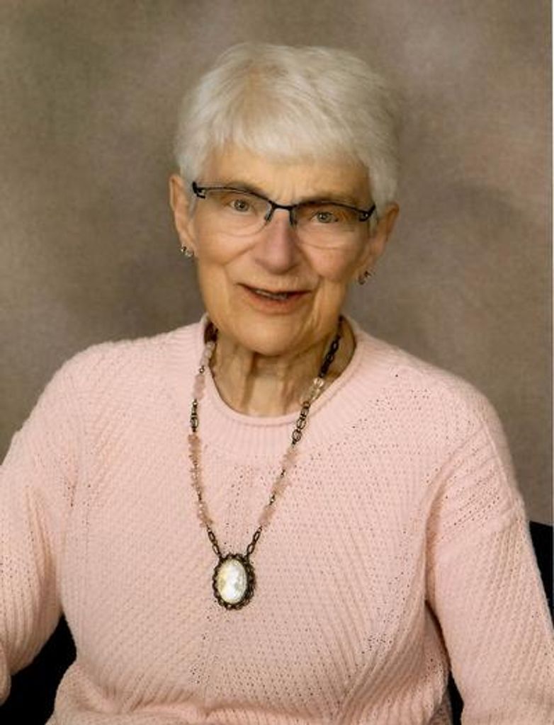 Shirley Mae Schmill Profile Photo