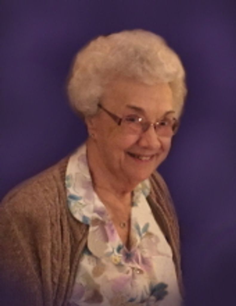 Helen  Frances  Nikon Profile Photo