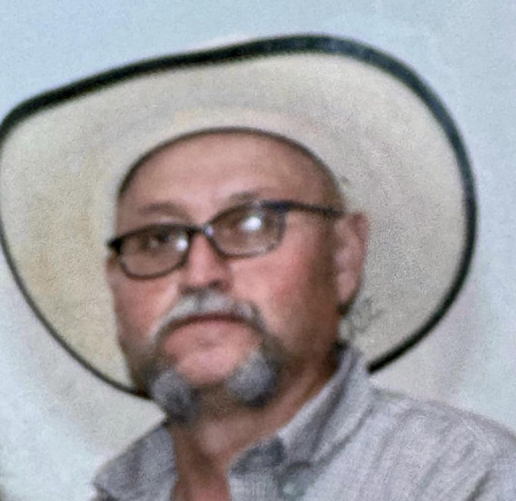 Larry Lopez Profile Photo