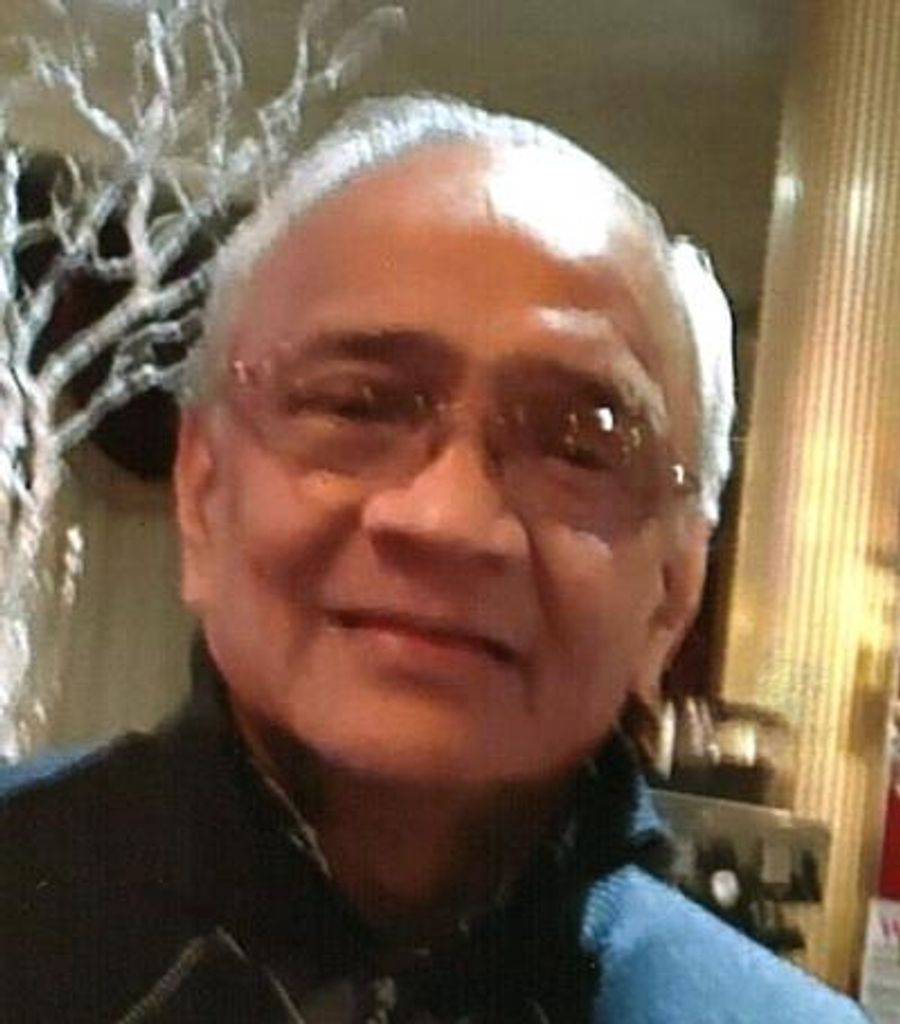 Oscar L Casia Profile Photo