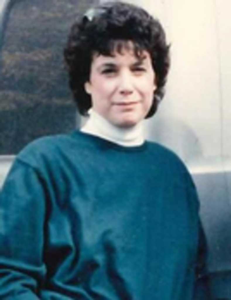 Mary  "Mickey" (Dailey) Bell