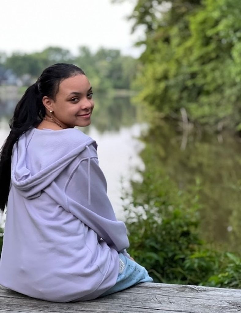 Gabrielle Lea Lacroix Profile Photo