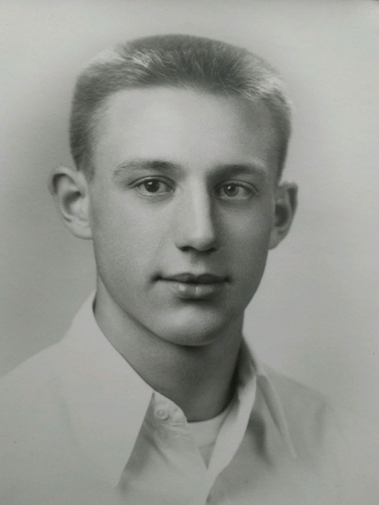 Earl Douglas Younk