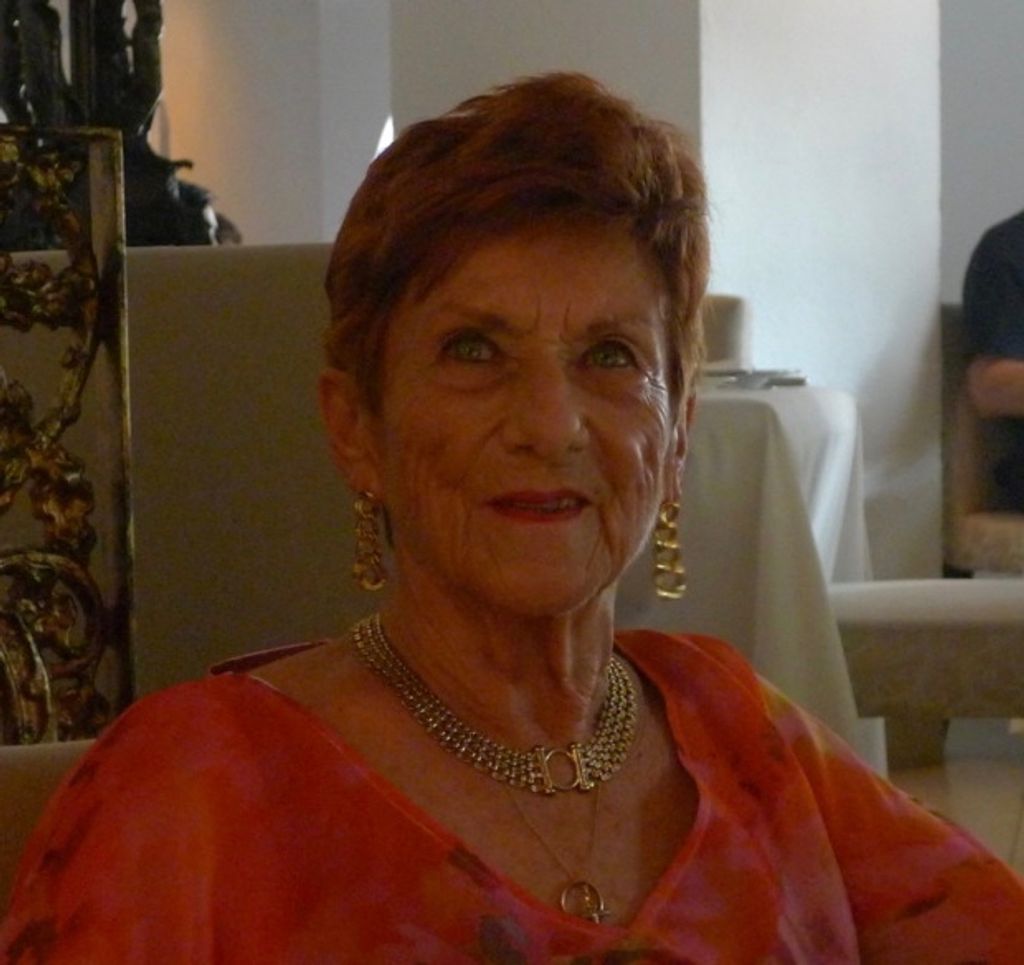Pauline Evelyn Guzzardo