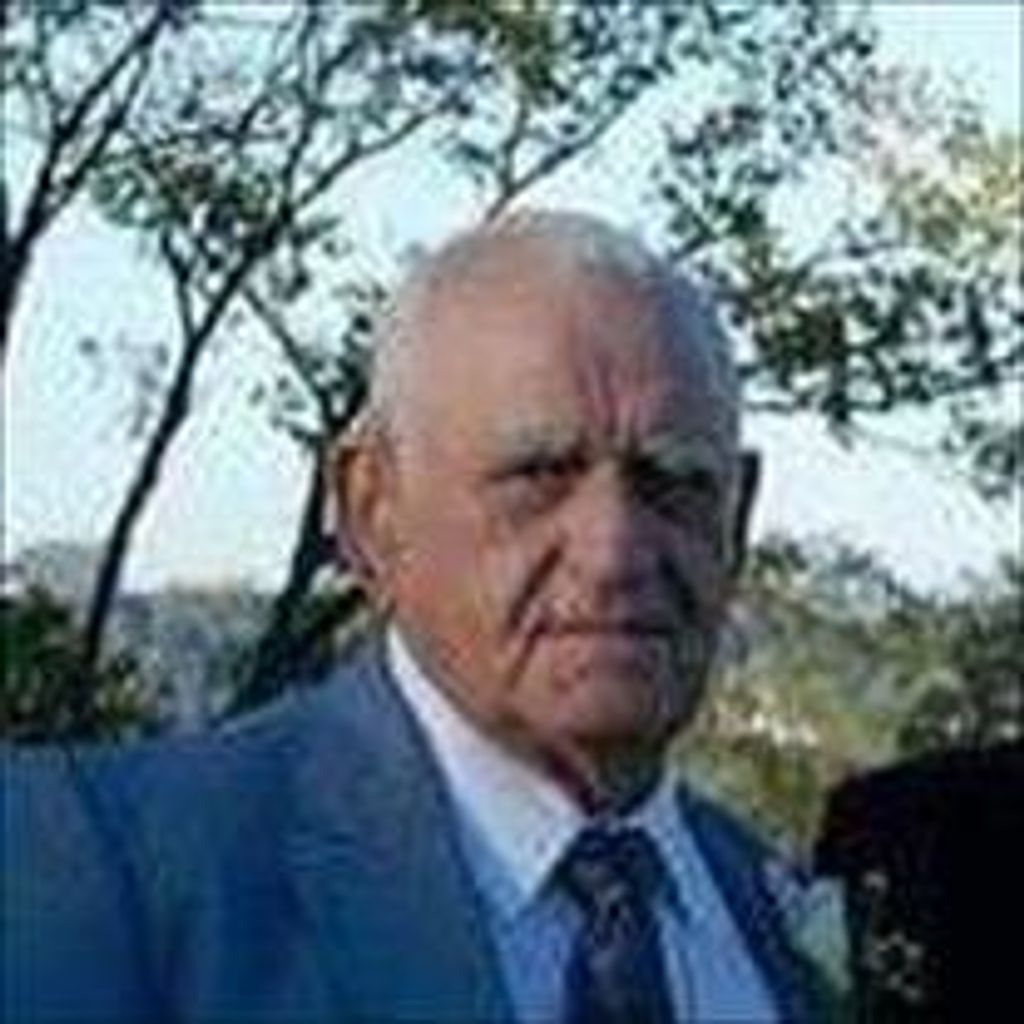 Robert L. "Bob" Elliott