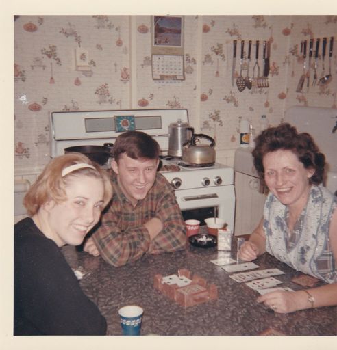 Linda Kay Davis photo gallery thumbnail 24 of 45