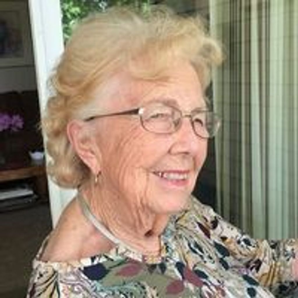 Lucille Harris Pierce Profile Photo