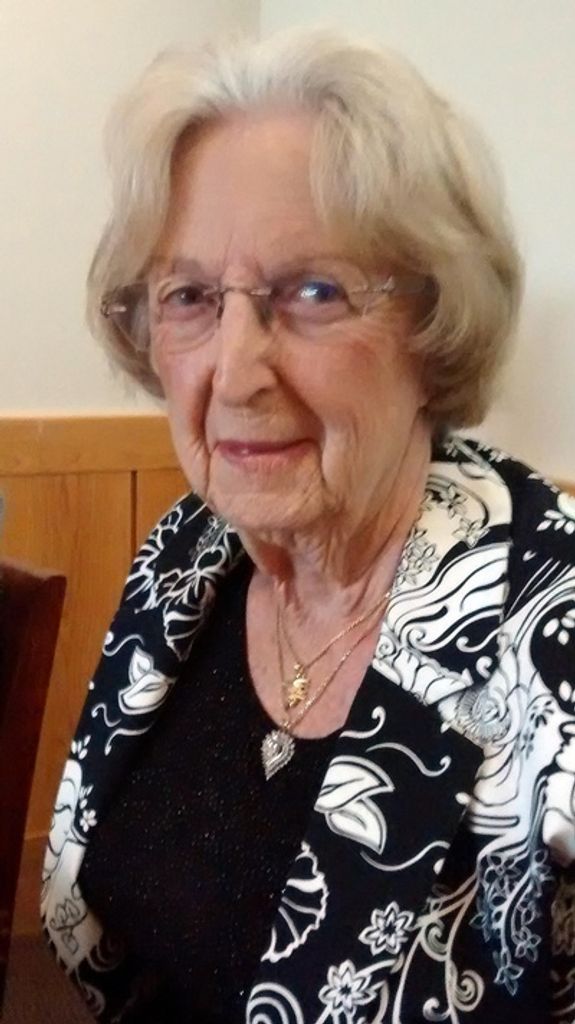 Eva Teate Profile Photo