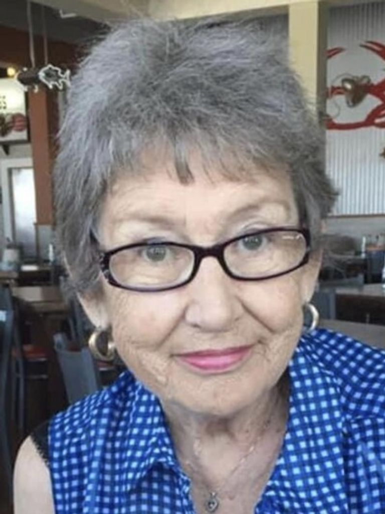 Alicia Bridget Costellic Profile Photo