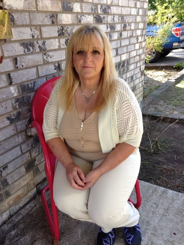 Angela Lynn Hughes Profile Photo