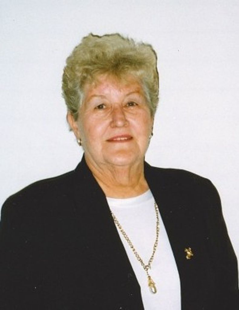 Betty Follin