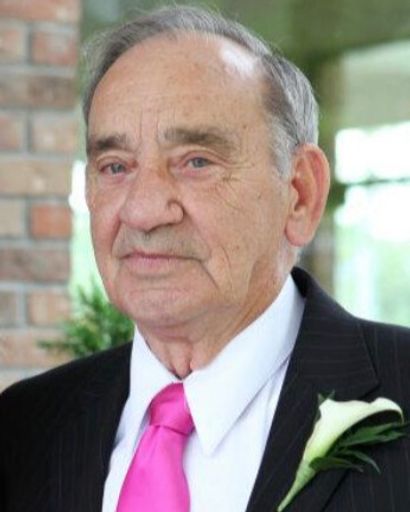 Bill White Dean's obituary image