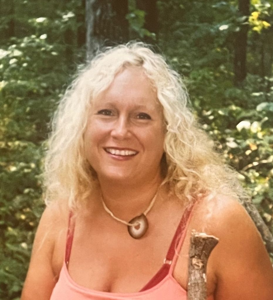 Janet Holmes Profile Photo