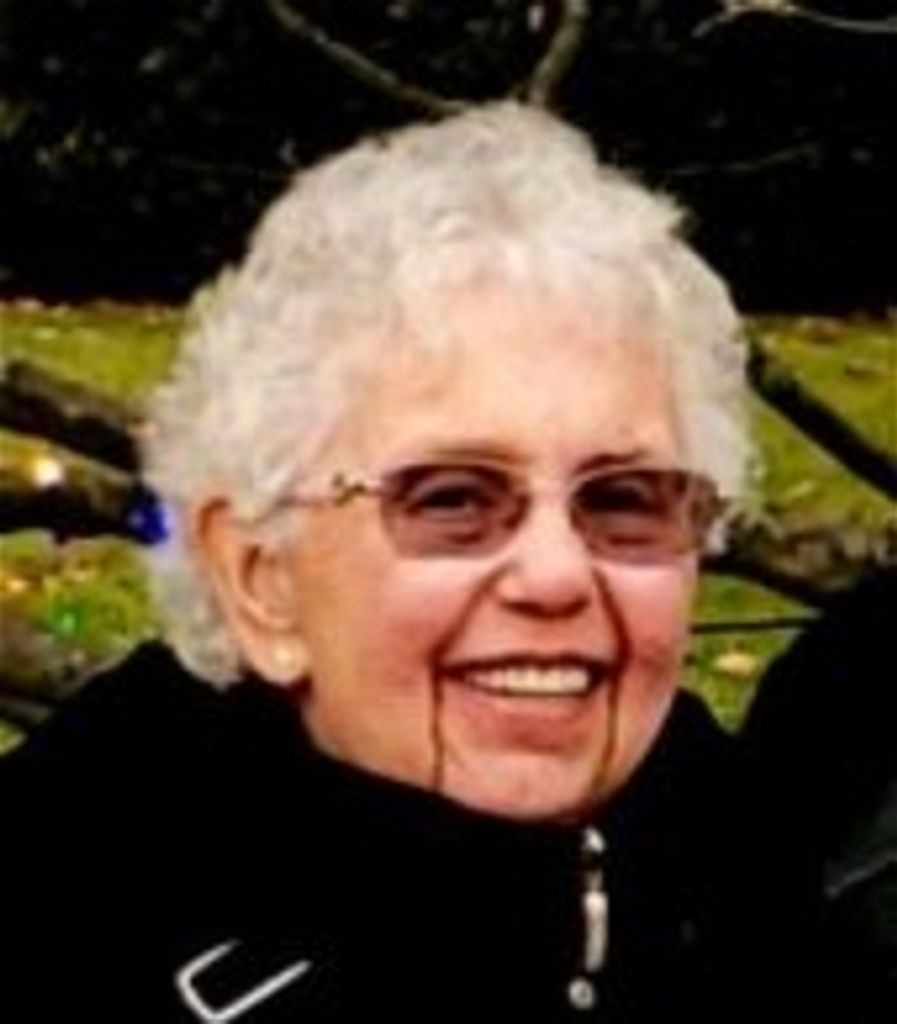 Laura  M Freeling 