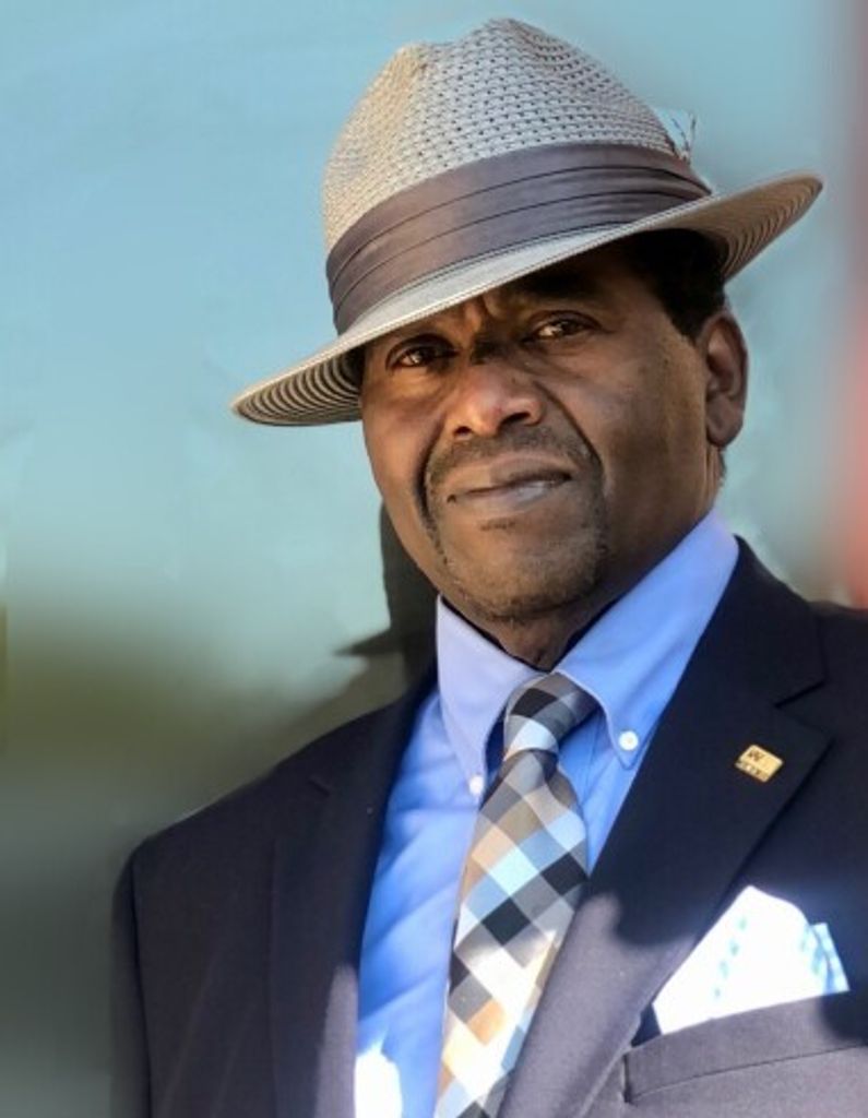 LYNNON TURNER