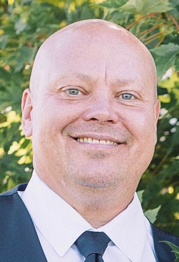 Samuel Robert Roe Profile Photo