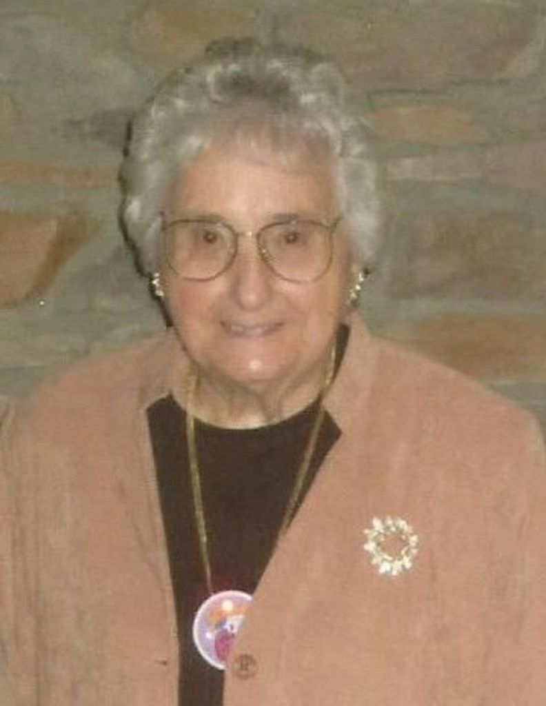 Regina "June" (Menear)  Farmery