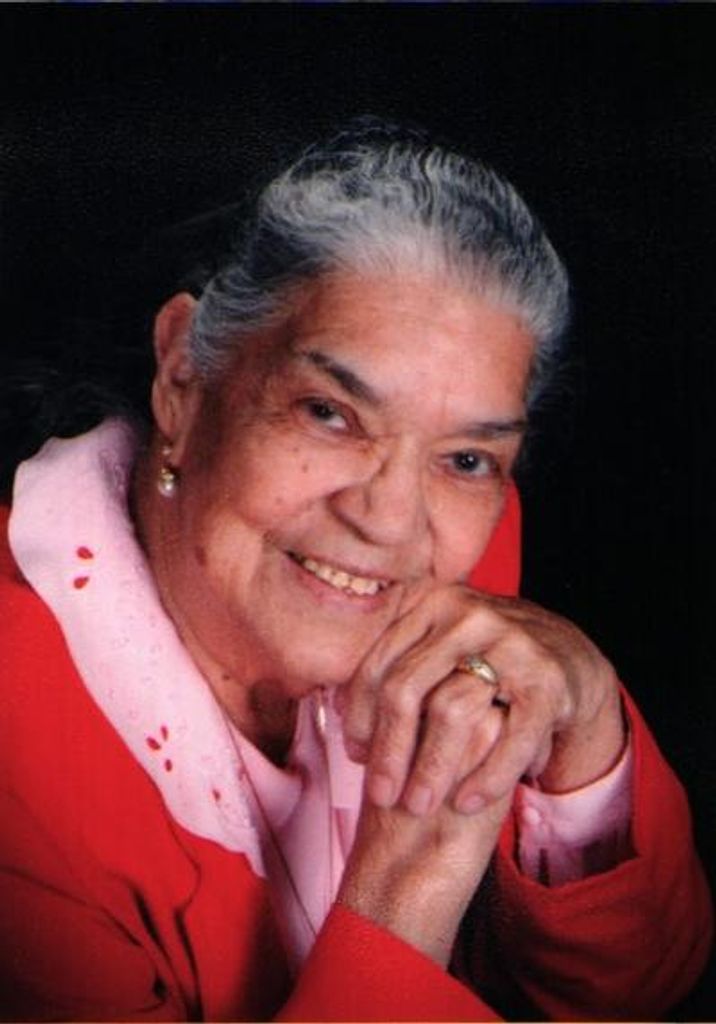 Christine Alvarado Servantes Profile Photo