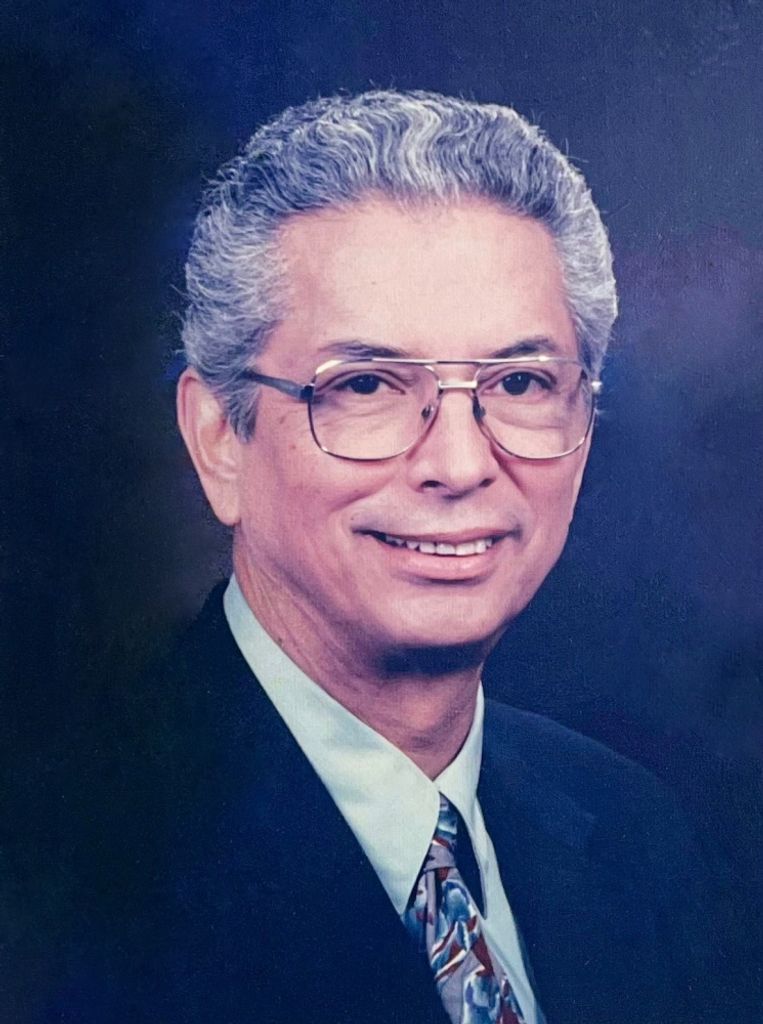 Robert Munoz Rangel Jr. Profile Photo