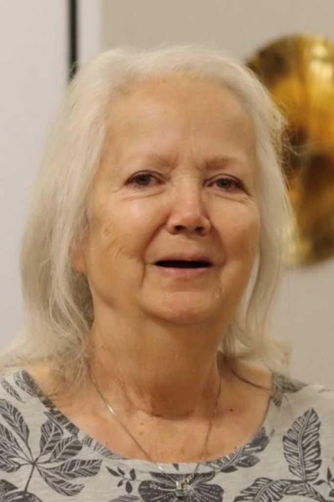 Carol Le Ross