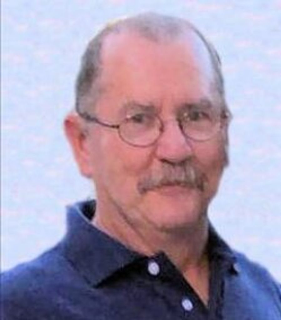Martin Lee Smith Profile Photo