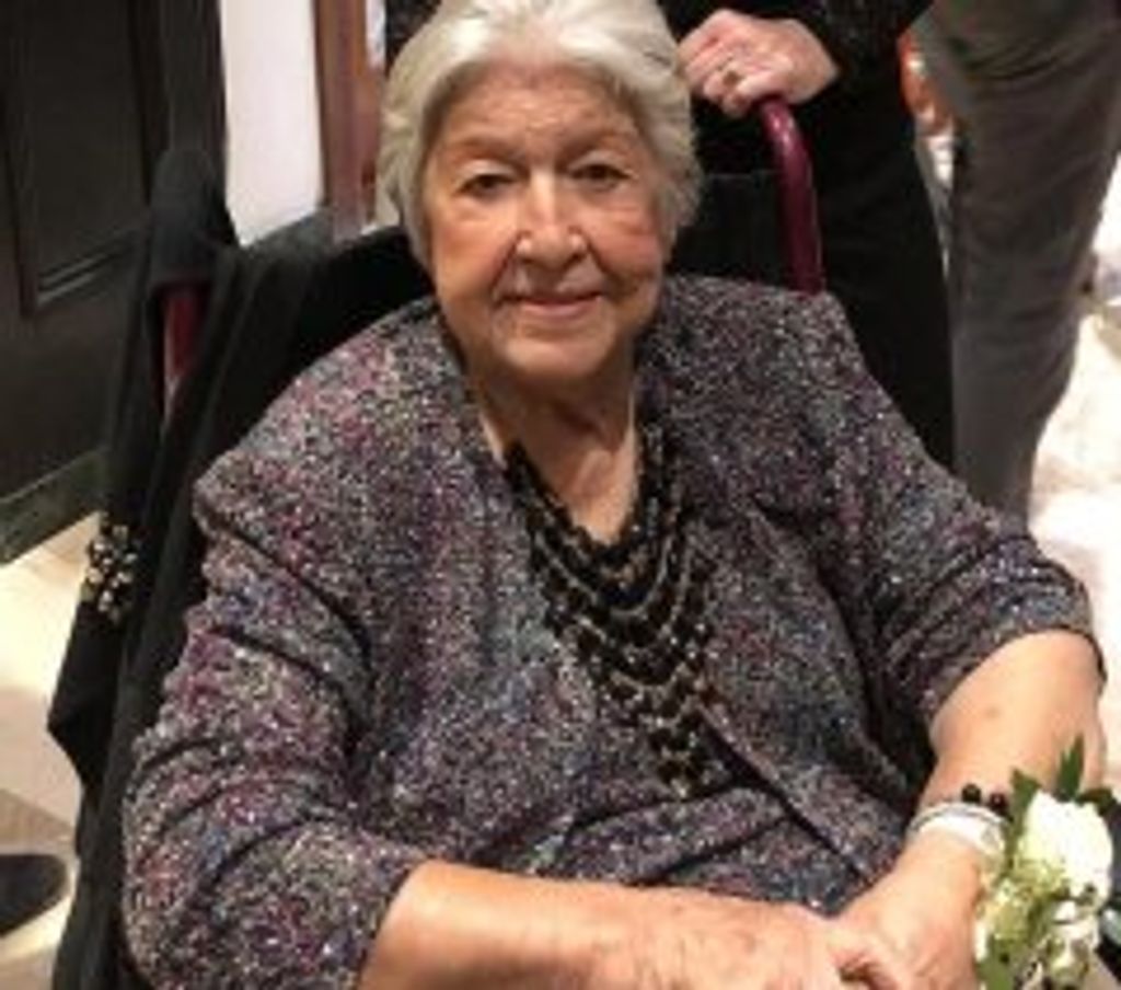 Maria Luisa Cruz